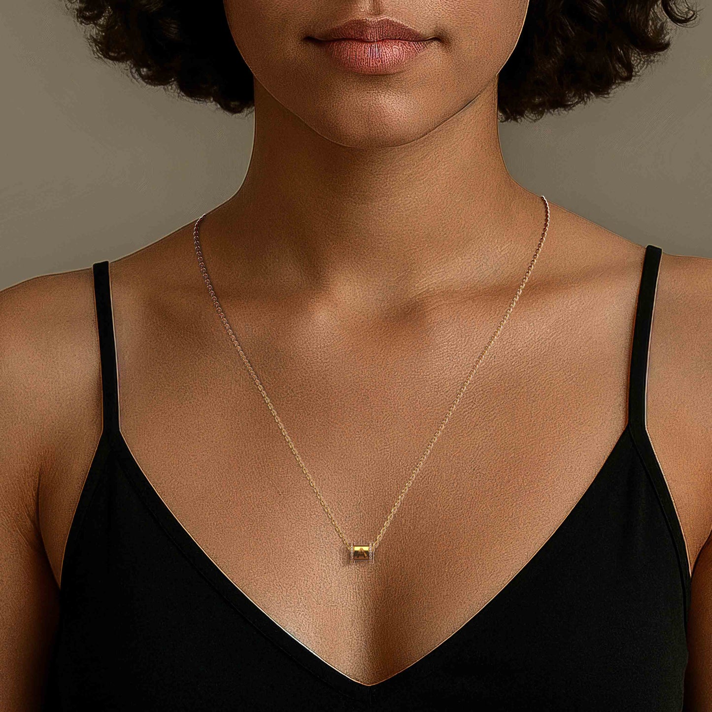Luxe Lucky Turn Necklace SN002L