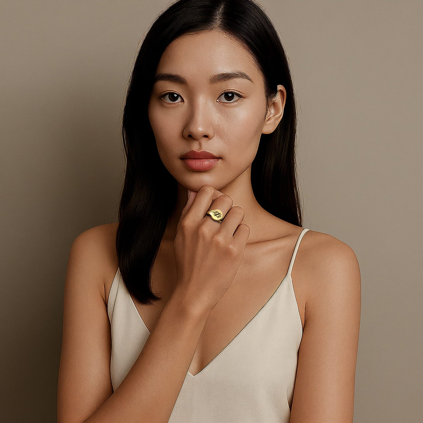 Oval Monogram Ring SR003H