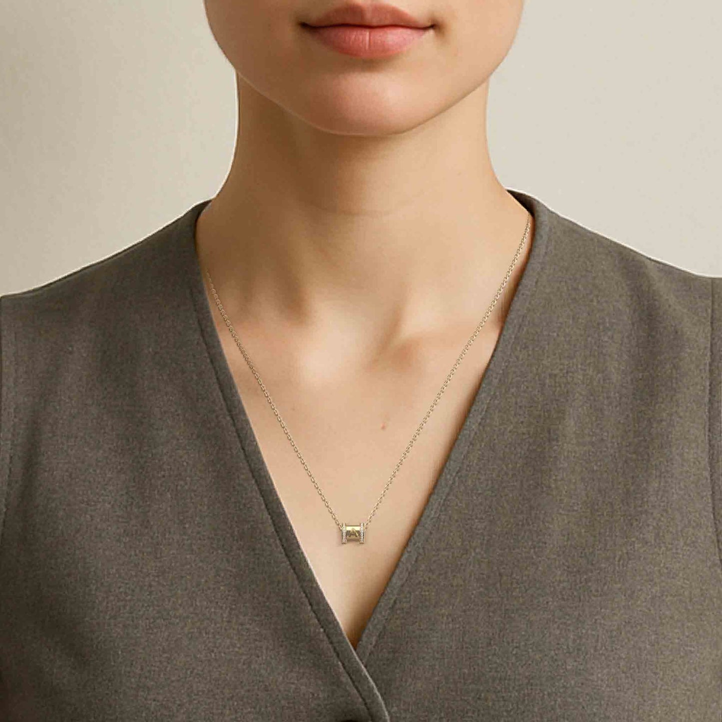 Luxe Lucky Turn Necklace SN002L